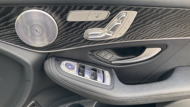 Mercedes-Benz GLC 300d 4Matic AMG Line Premium Pls 5dr 9G-Tronic Diesel Estate